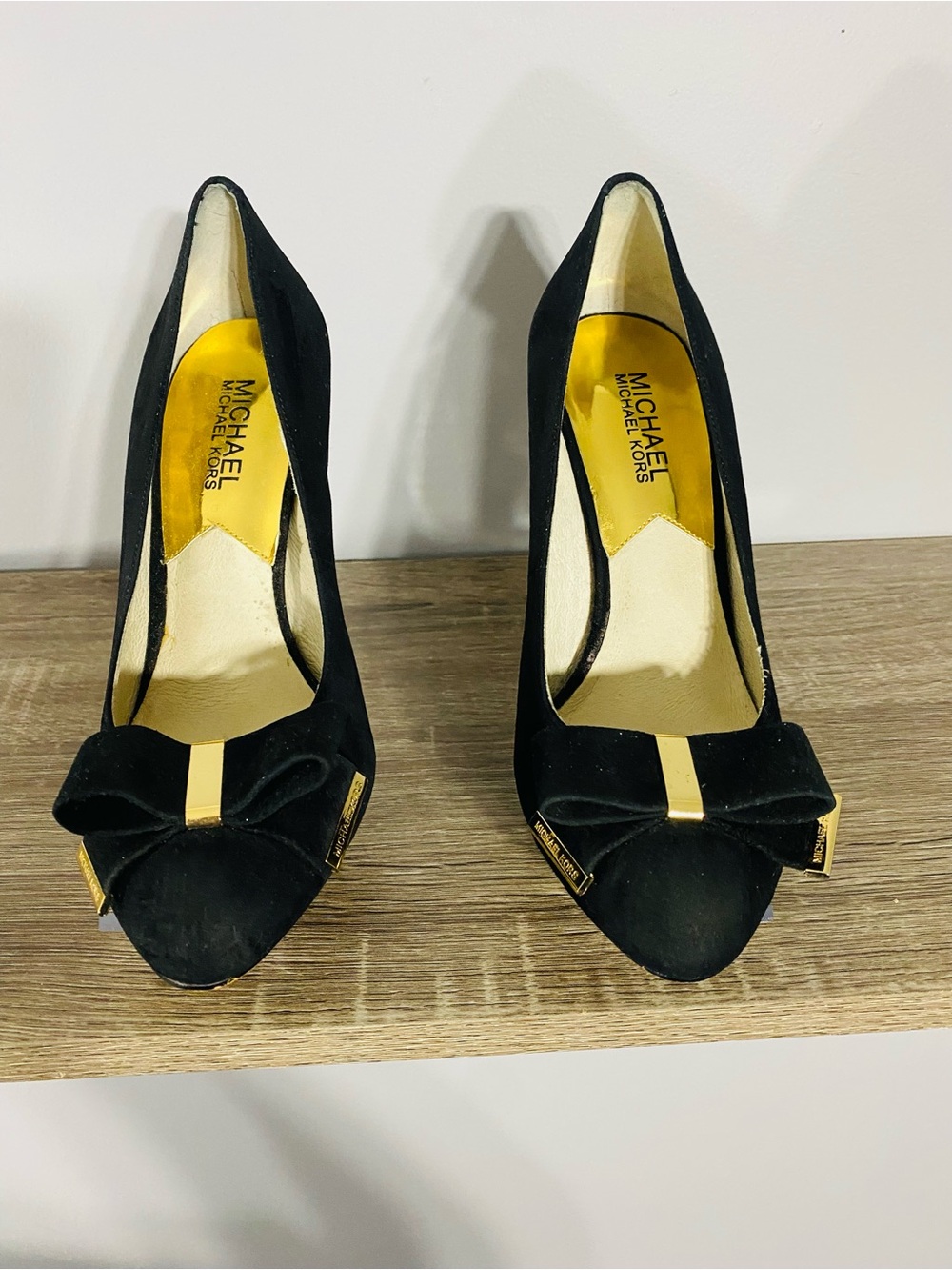 MICHAEL Michael Kors Black Suede Bow Pumps with Gold Accents(No shoe box)
